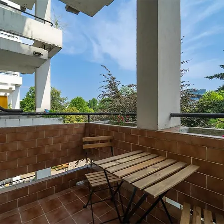 Westfield Arkadia By Rentujemy Apartment